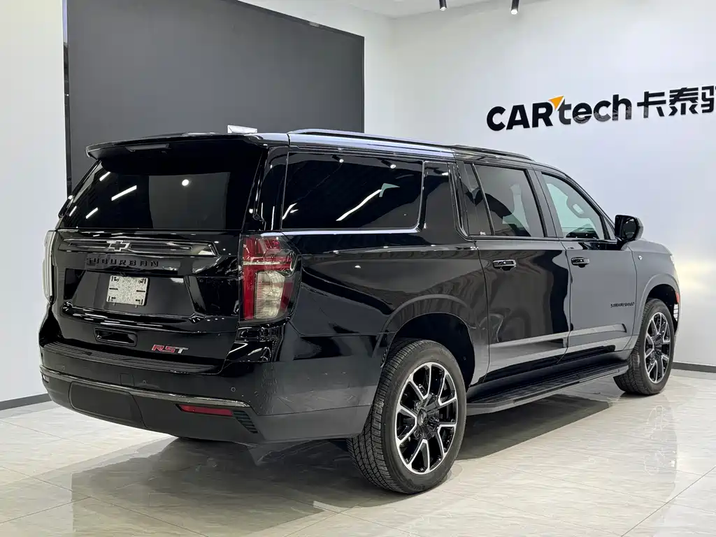Chevrolet Suburban — миниатюра 5
