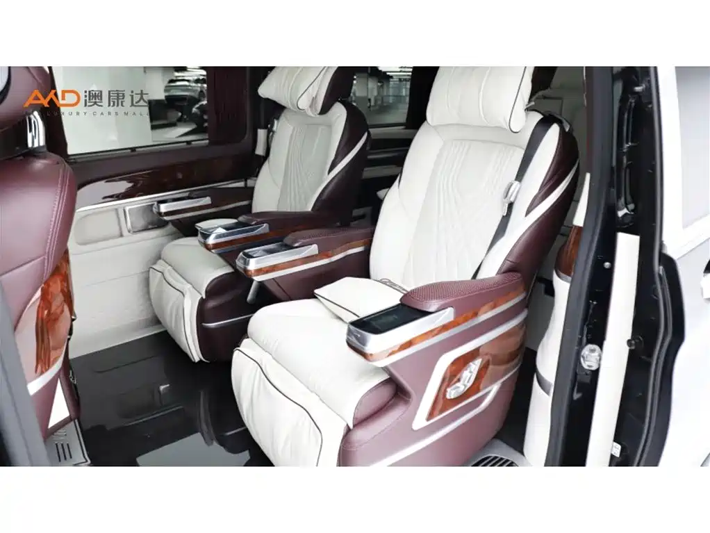 Mercedes-Benz V-Class — миниатюра 7