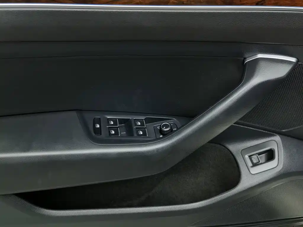 Volkswagen Magotan — миниатюра 9