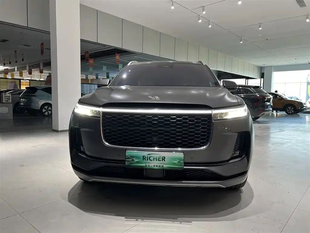Li Auto Li ONE — миниатюра 2