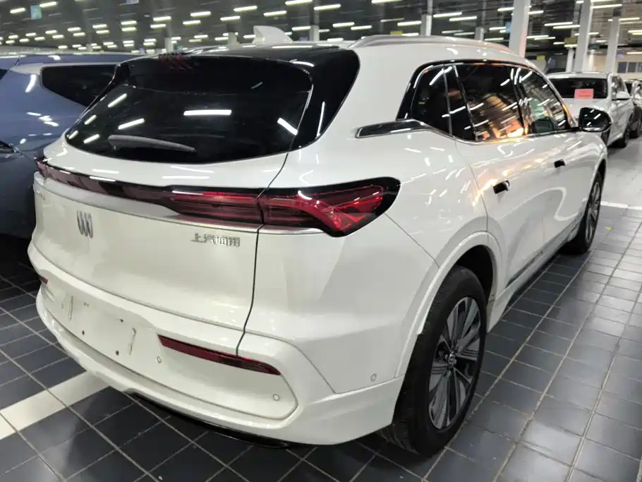 Buick E5 — миниатюра 3