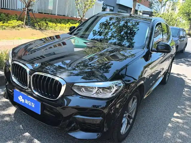 BMW  X3