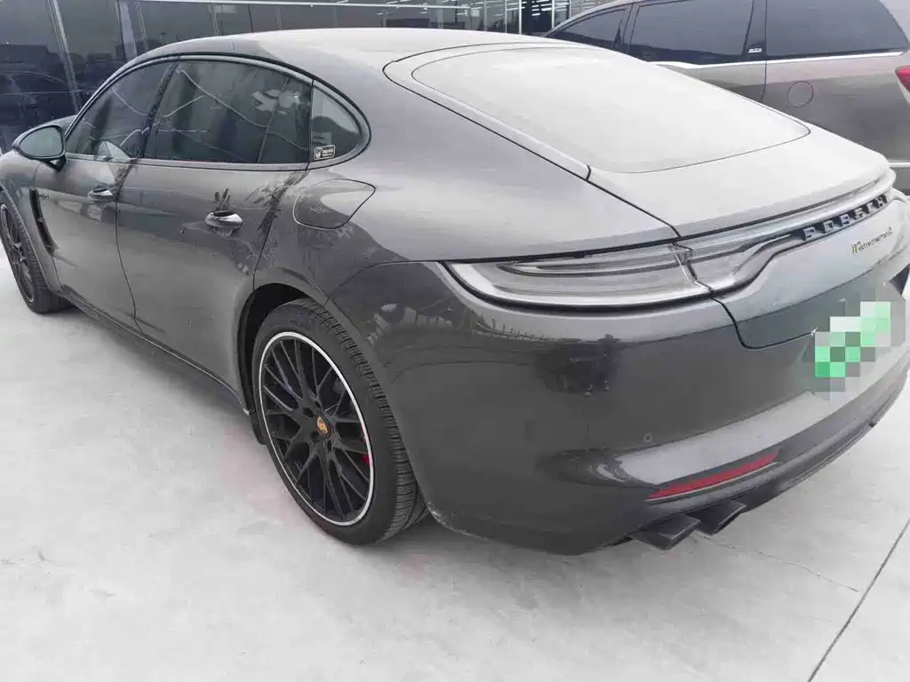 Porsche Panamera Hybrid — миниатюра 6