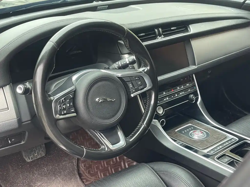 Jaguar XFL 2018 XFL 2.0T 250PS Luxury