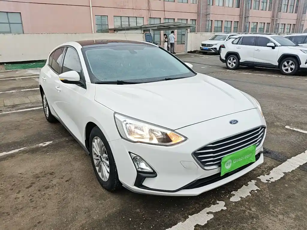 Ford Focus — миниатюра 4