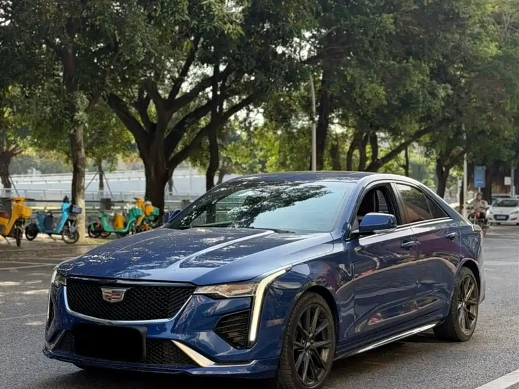 Cadillac CT4 2021