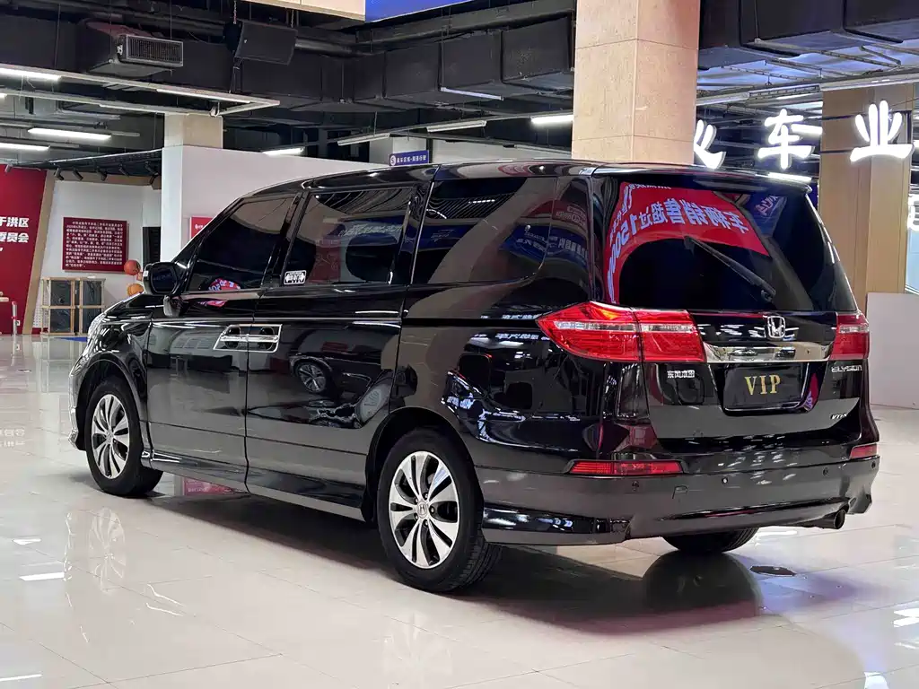 Honda Elysion — миниатюра 9