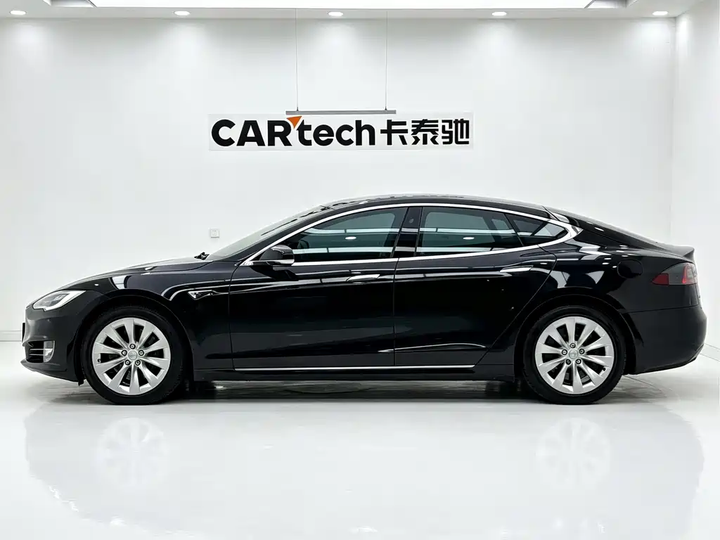 Tesla Model S — миниатюра 4