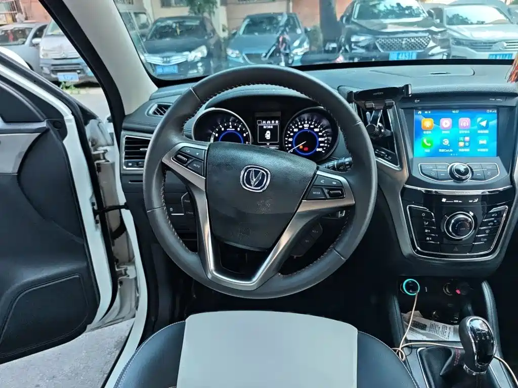 Changan CS35 — миниатюра 3