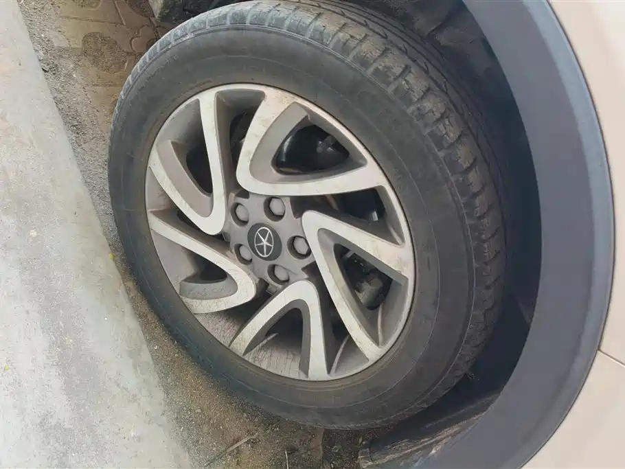 JAC S3 2016 1.5L MT Luxury