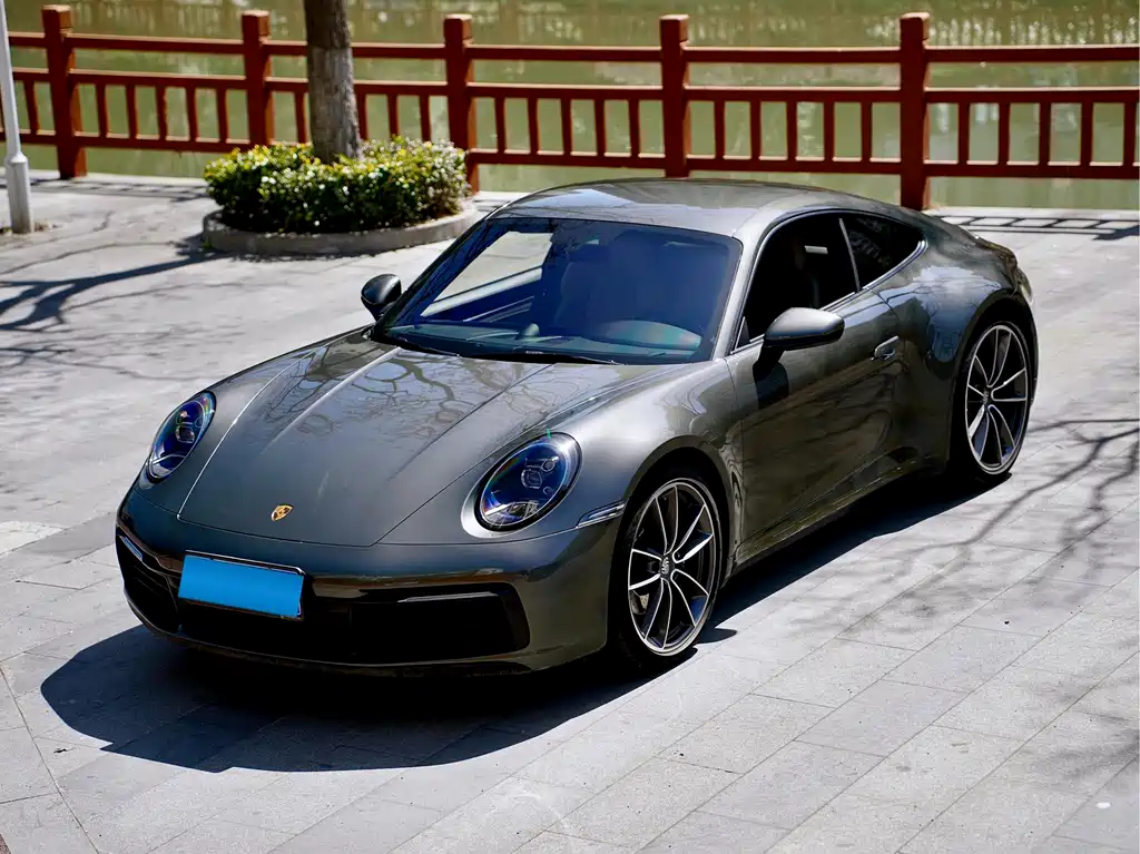 Porsche 911 2021