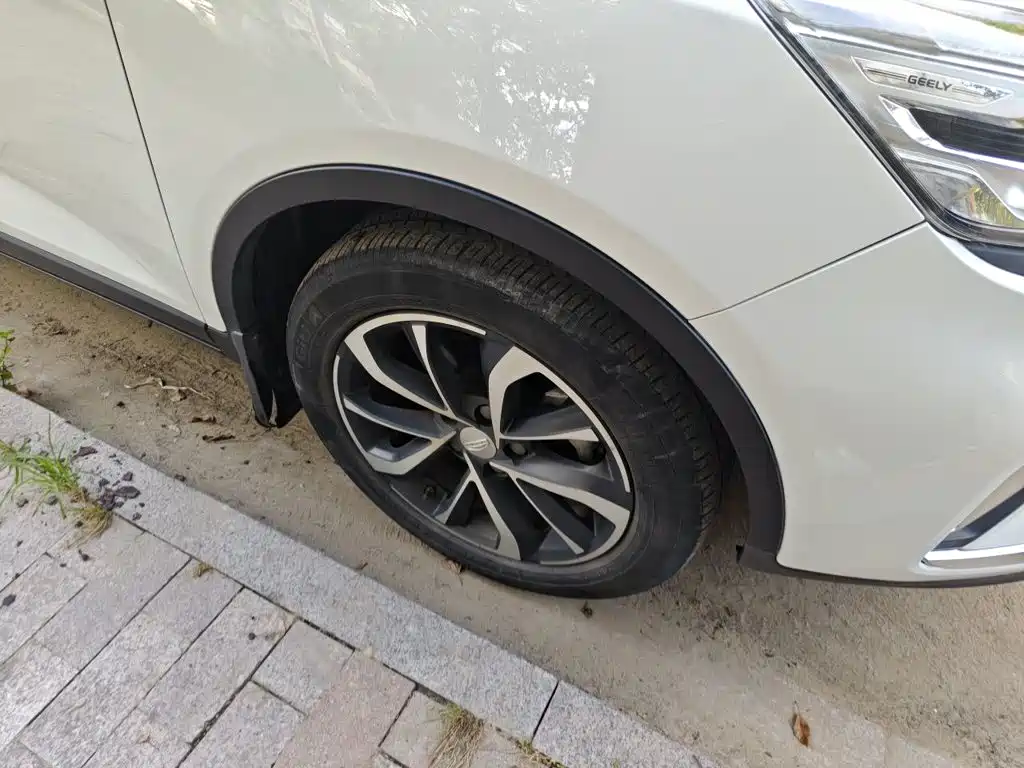 Geely Emgrand GS — миниатюра 8