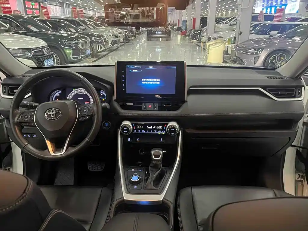 TOYOTA RAV4 RONGFANG