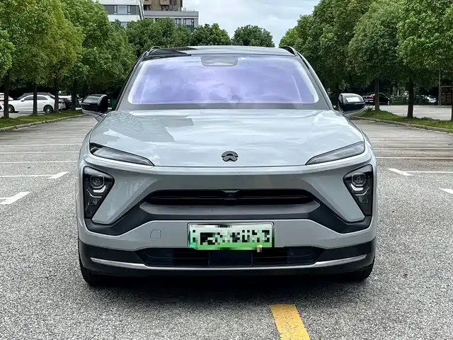 2020 Nio ES6