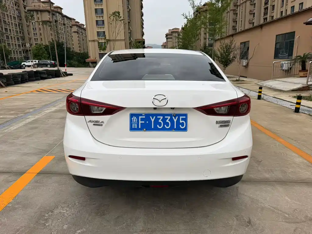 Mazda 3 Axela — миниатюра 4