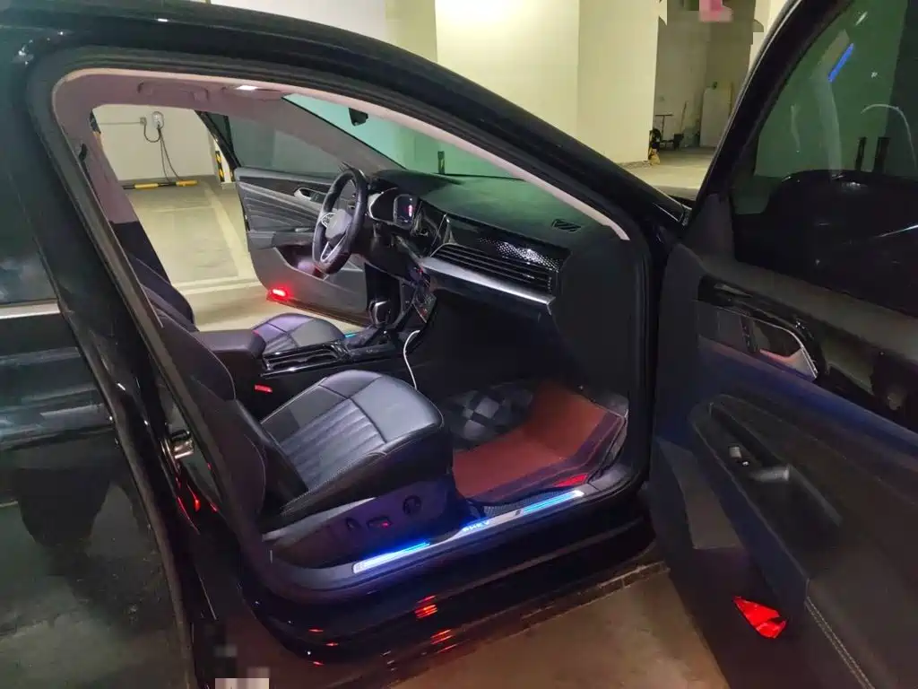 Volkswagen Passat PHEV — миниатюра 20