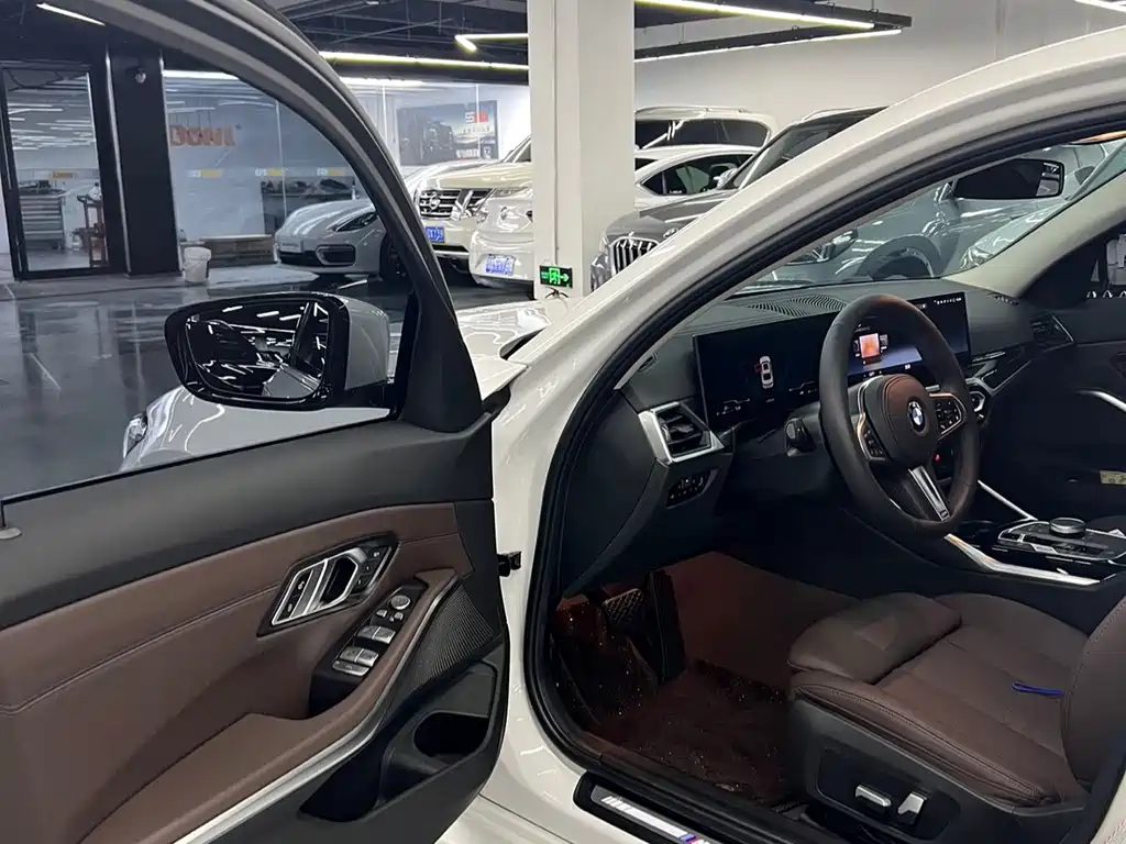 BMW 3 Series 3 2023 320Li M Sport