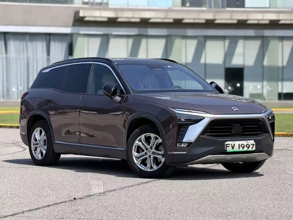 NIO ES8 — миниатюра 13