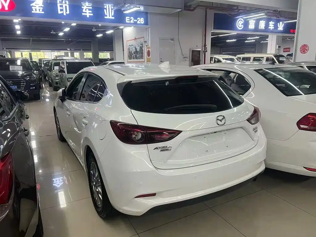 Mazda 3 Axela — миниатюра 3