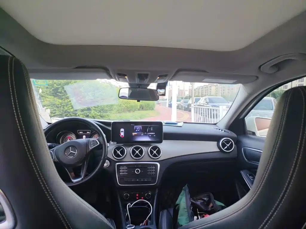 Mercedes-Benz GLA — миниатюра 9