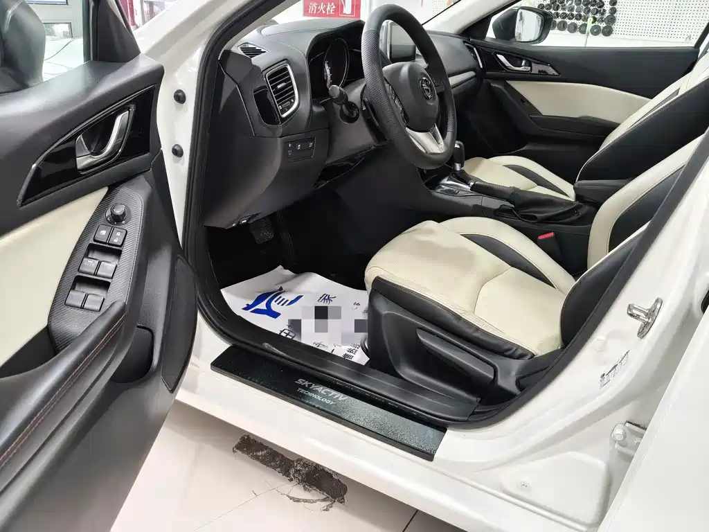Mazda 3 Axela — миниатюра 7