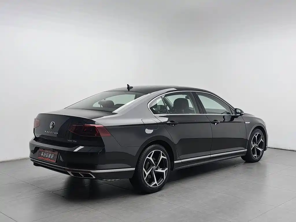 Volkswagen Magotan — миниатюра 2
