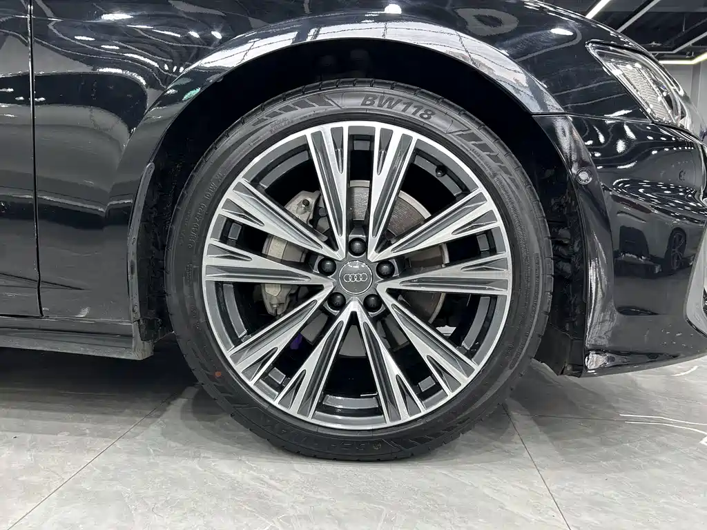 Audi A6L — миниатюра 16