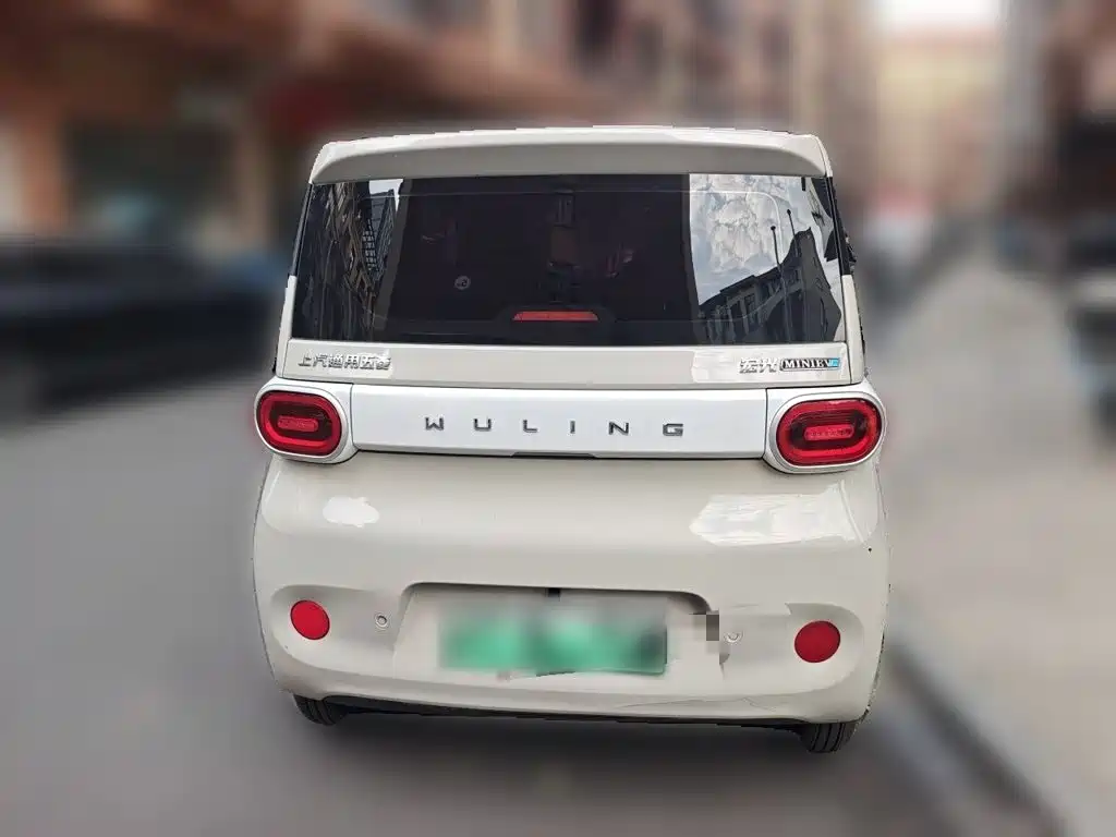 Wuling MINIEV — миниатюра 3