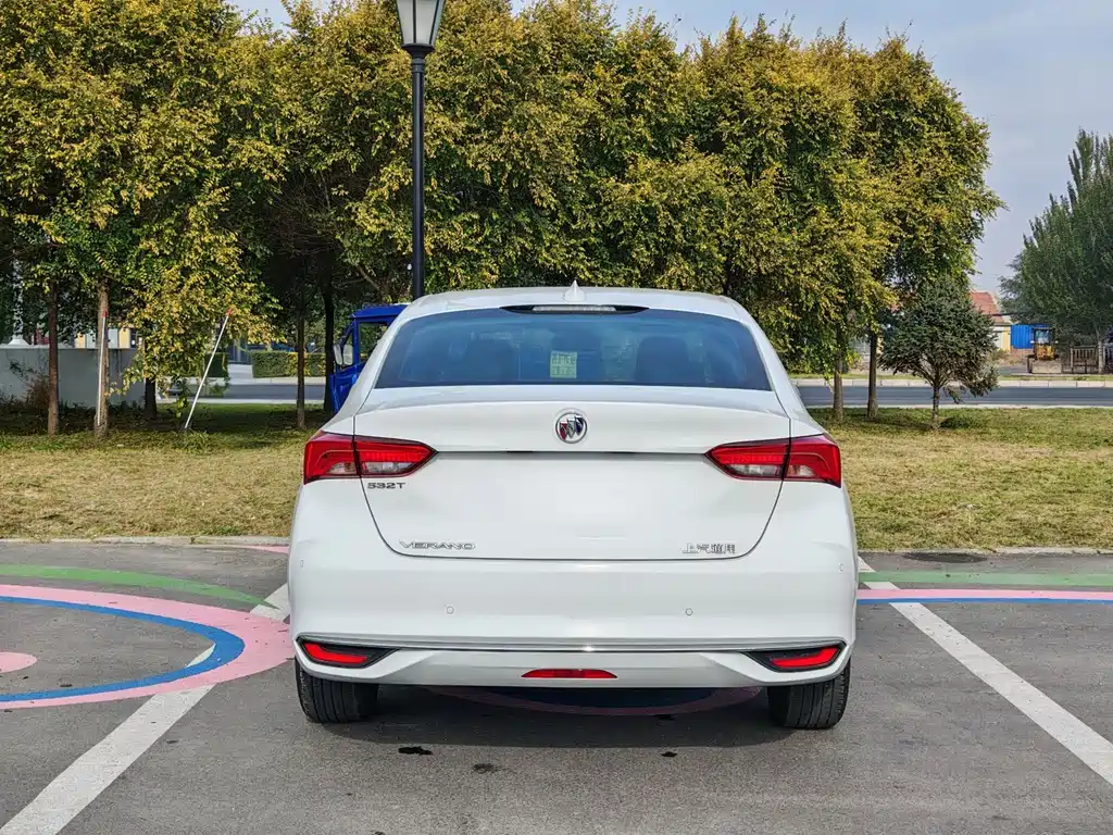 Buick Verano — миниатюра 5