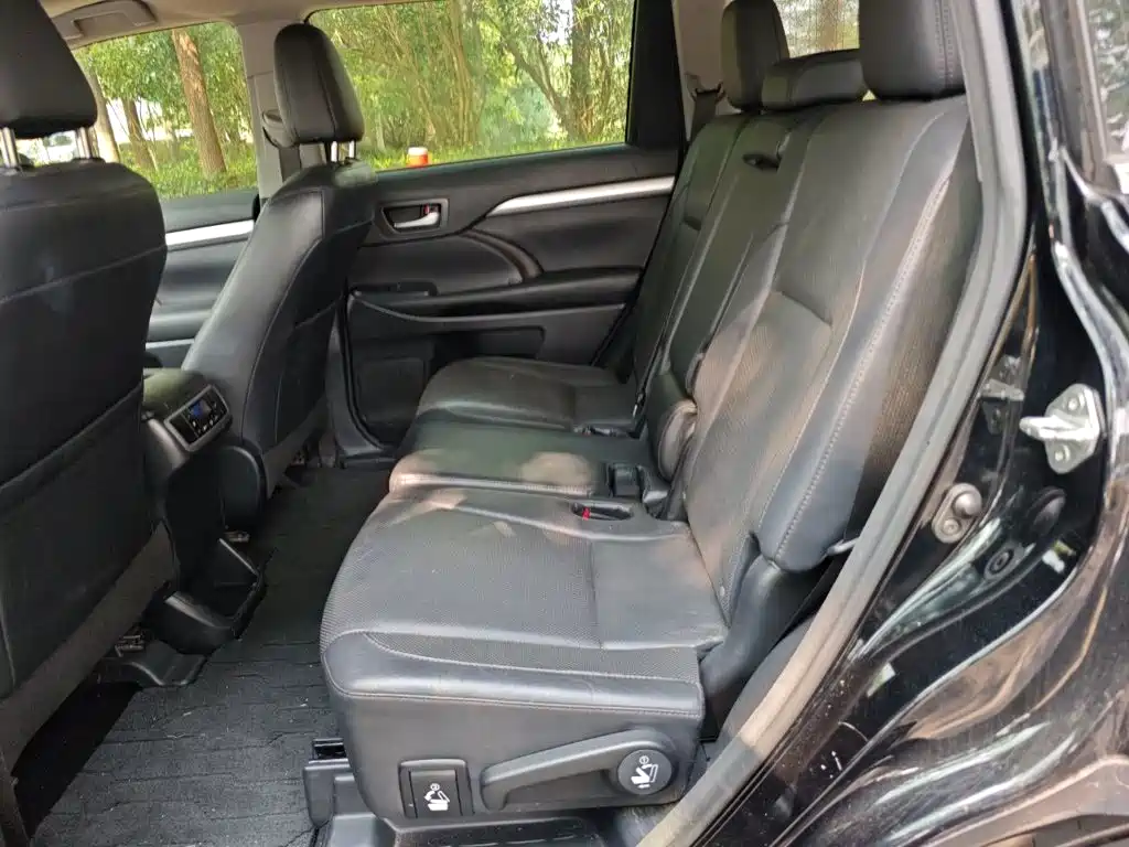 Toyota Highlander — миниатюра 18