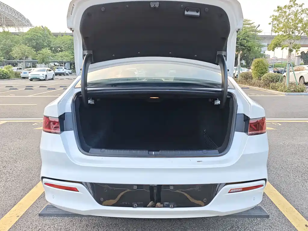 BYD Qin PLUS — миниатюра 20