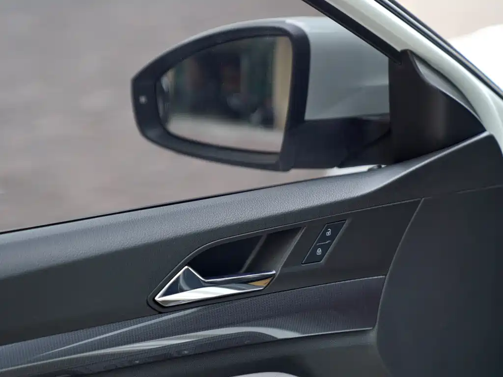 Volkswagen Bora — миниатюра 8