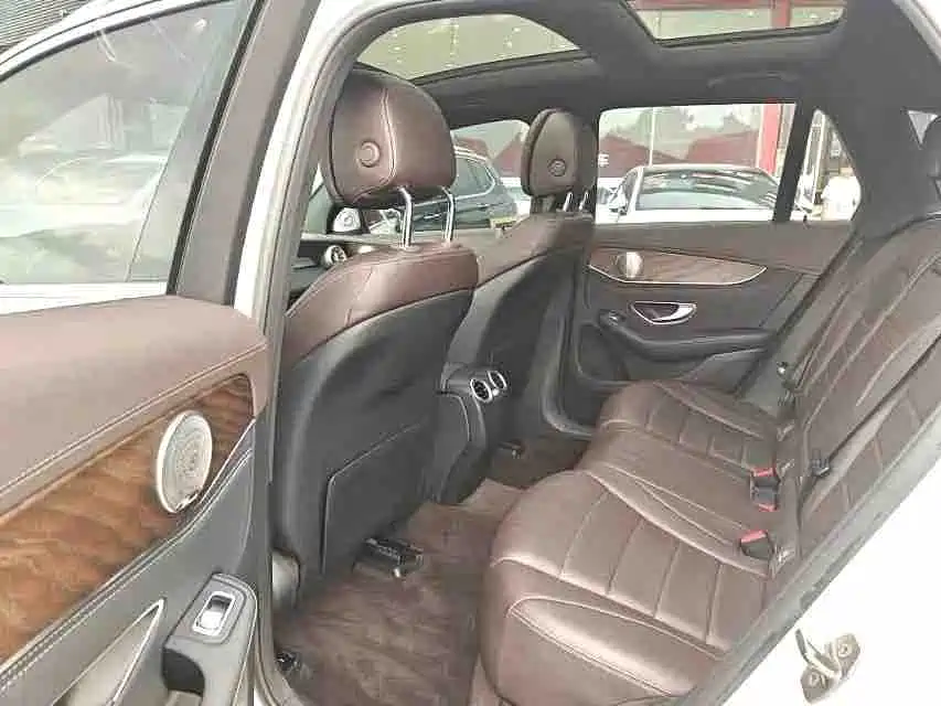 Mercedes-Benz GLC — миниатюра 9