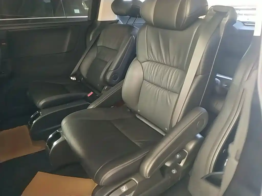 Honda Odyssey — миниатюра 17