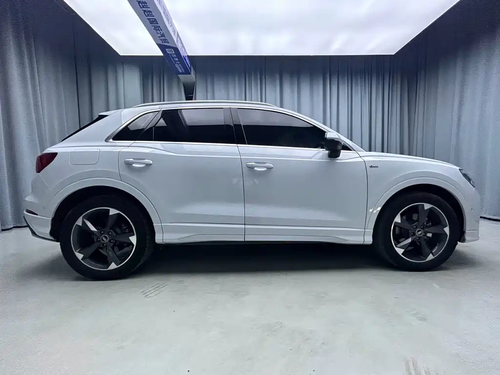 Audi Q3 2022 35 TFSI Fashion