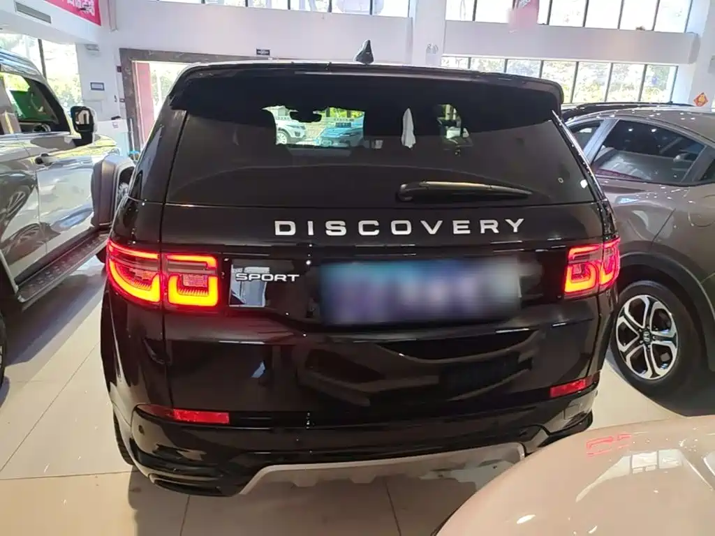 Land Rover Discovery Sport — миниатюра 6