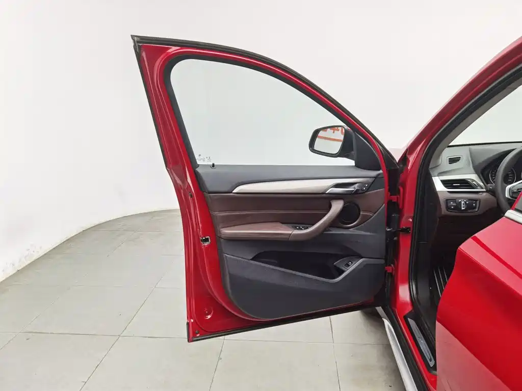 BMW X1 — миниатюра 8