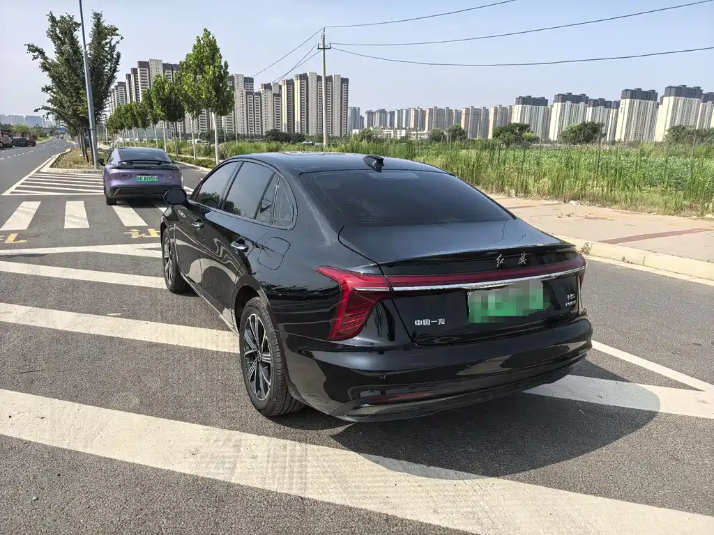 Hongqi H5 PHEV 2025 170