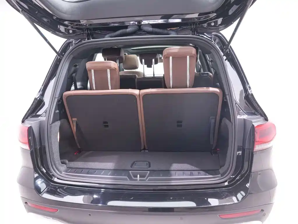 Mercedes-Benz GLB — миниатюра 21