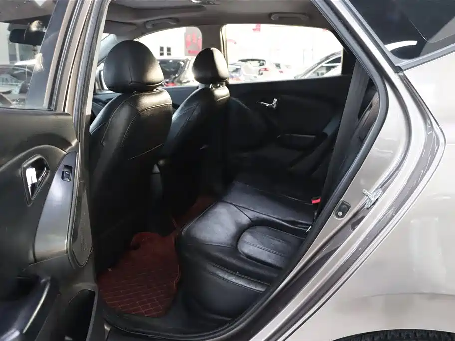 Hyundai BAIC Hyundai ix35 ix35 2013 2.0L AT GLS V