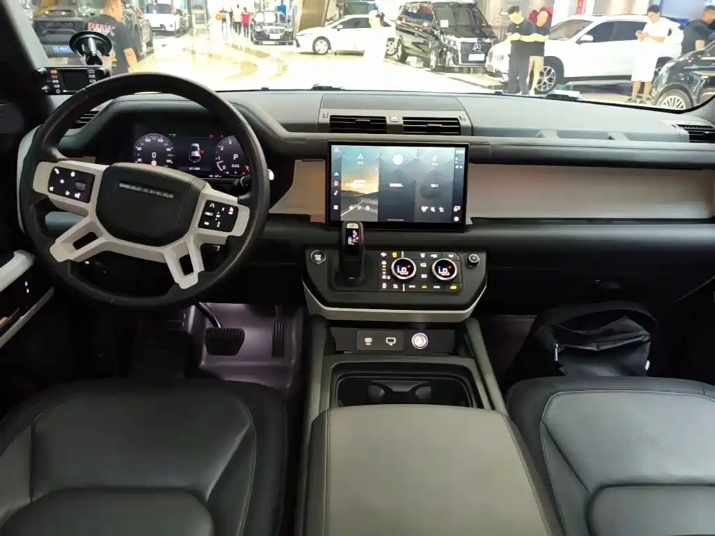 Land Rover Land Rover Defender 2023 110 3.0T P400 X-DYNAMIC HSE