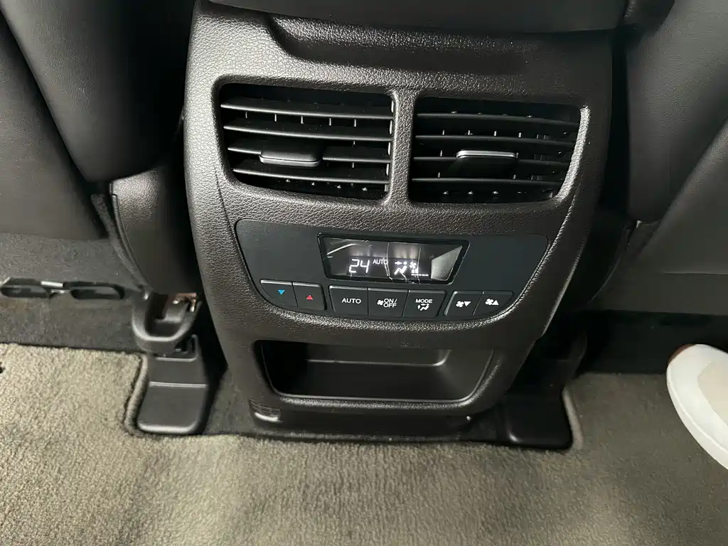 Acura MDX — миниатюра 13