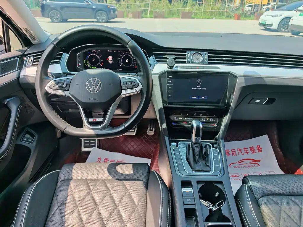 Volkswagen 迈腾 PHEV — миниатюра 11