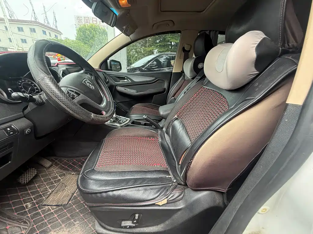Baojun 560 2016 1.8L iAMT Luxury