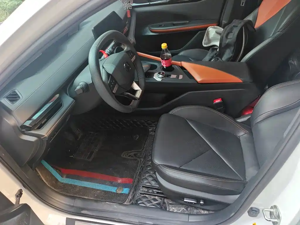 Changan UNI-V iDD — миниатюра 11