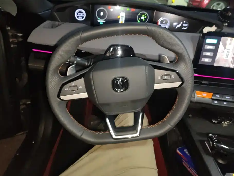 Changan UNI-V — миниатюра 15