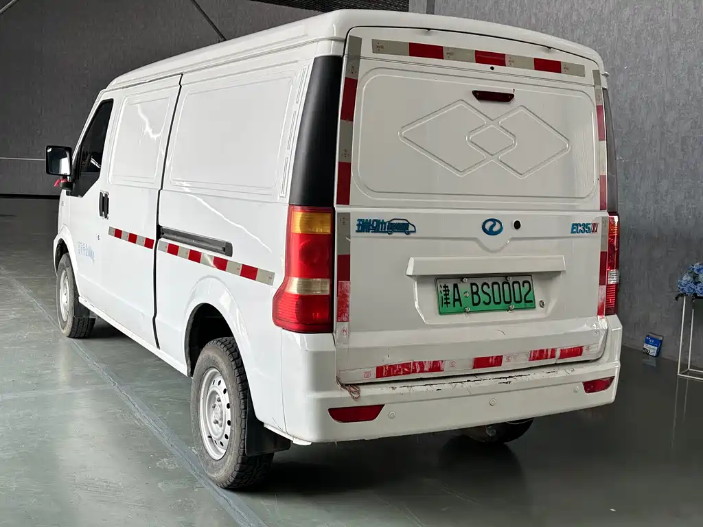 Ruichi Auto EC35 2022 EC35 II Standard 38.7kWh