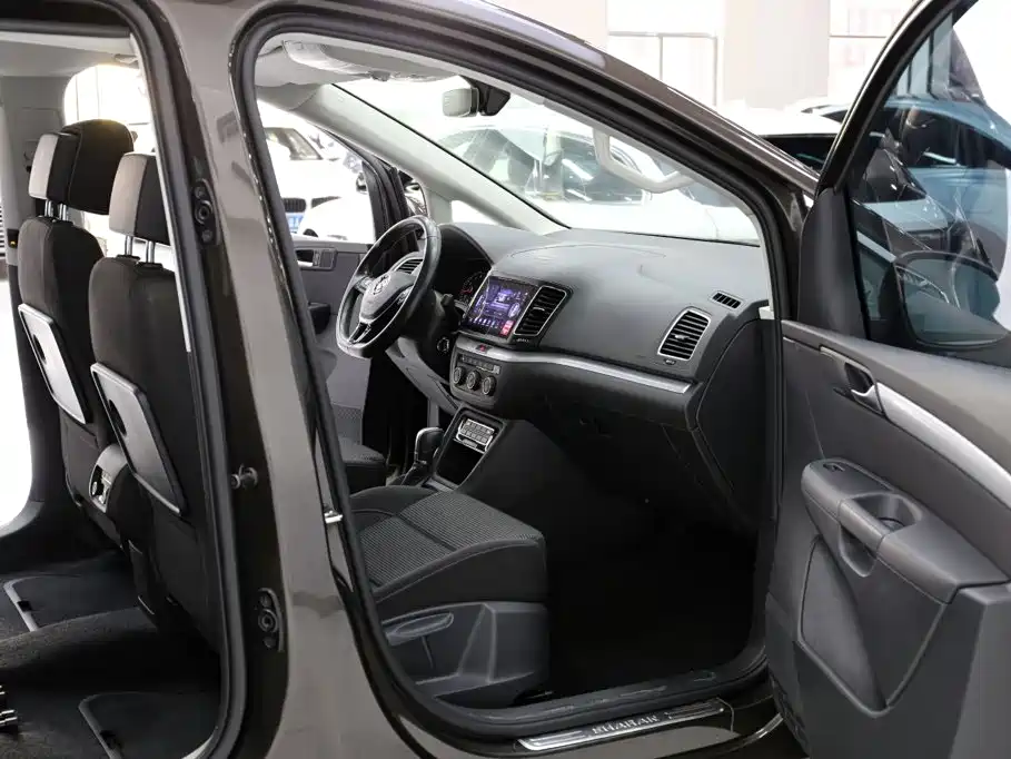 Volkswagen Sharan — миниатюра 18