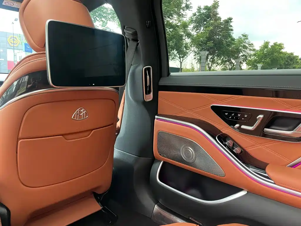 Mercedes-Benz S-Class — миниатюра 15