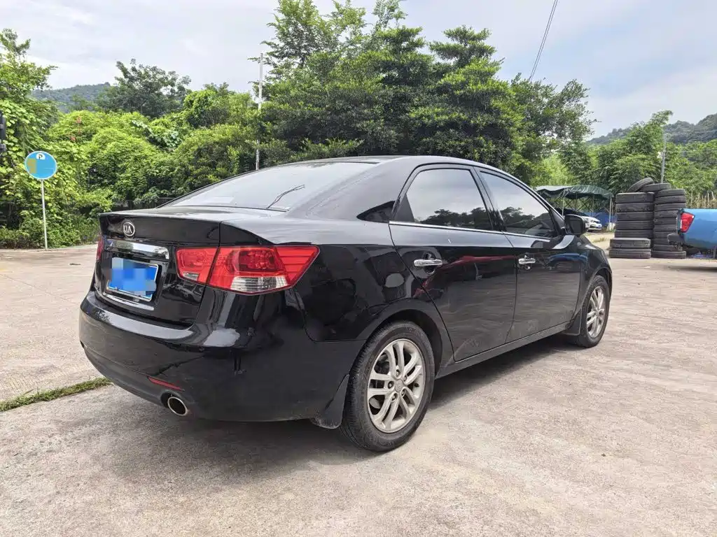 Kia Forte — миниатюра 5